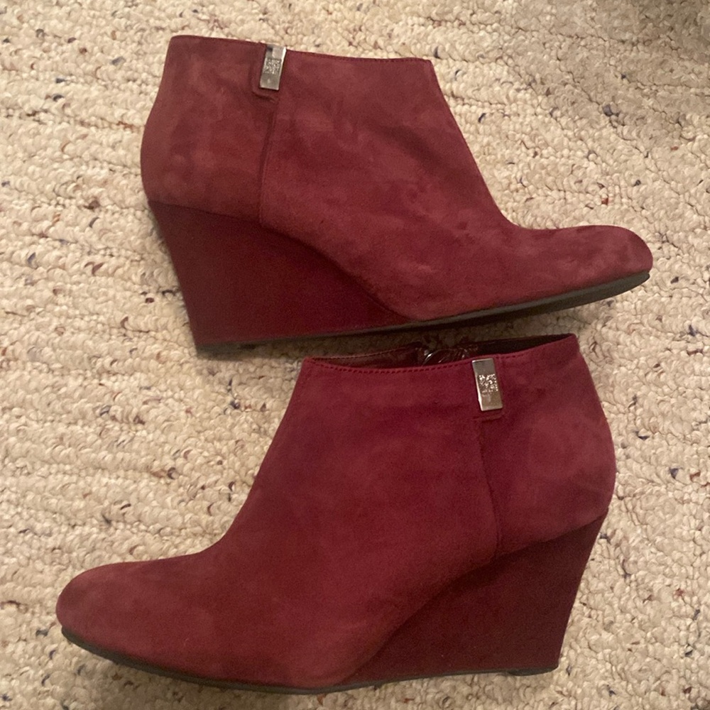 Anne Klein suede wedge booties great condition
